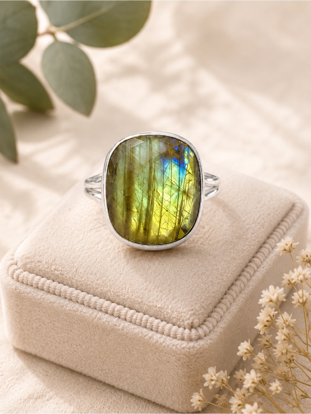 .925 Sterling Silver Faceted Labradorite Ring Size 6